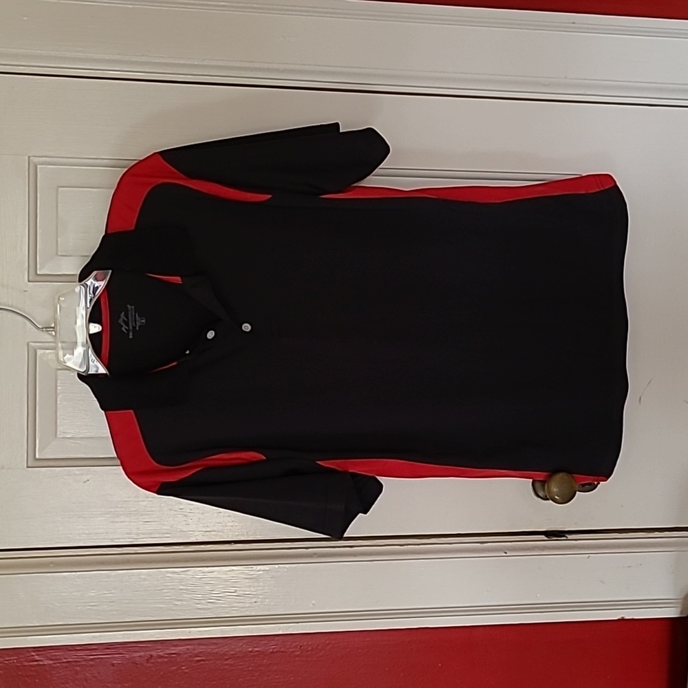 Tri-Mountain Performance, black with red dry weave shirt size small